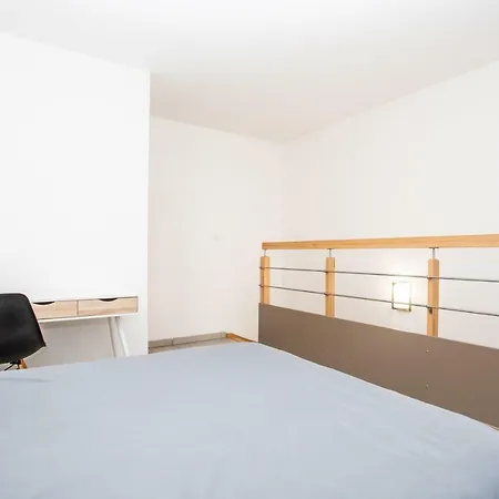 202 - Duplex Moderne - Jeanne D'arc, *